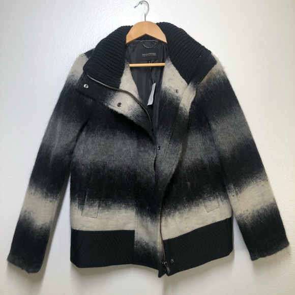 Banana Republic Warm Jacket - Picture 3 of 8